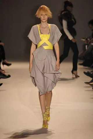 Look 15